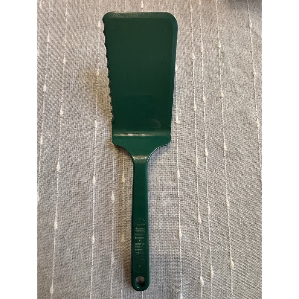 ULTRATEMP GREEN  1 SERRATED EDGE 2104-1 SOLID SPATULA TURNER  UTENSIL USA